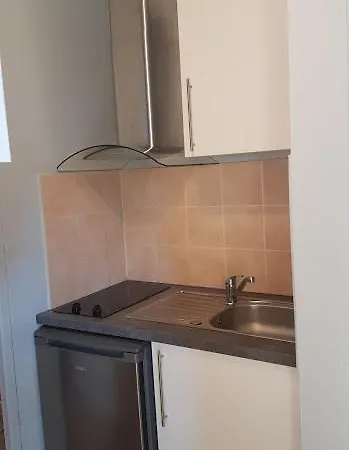 Appartement T1 Pour Cures Courts Sejours *